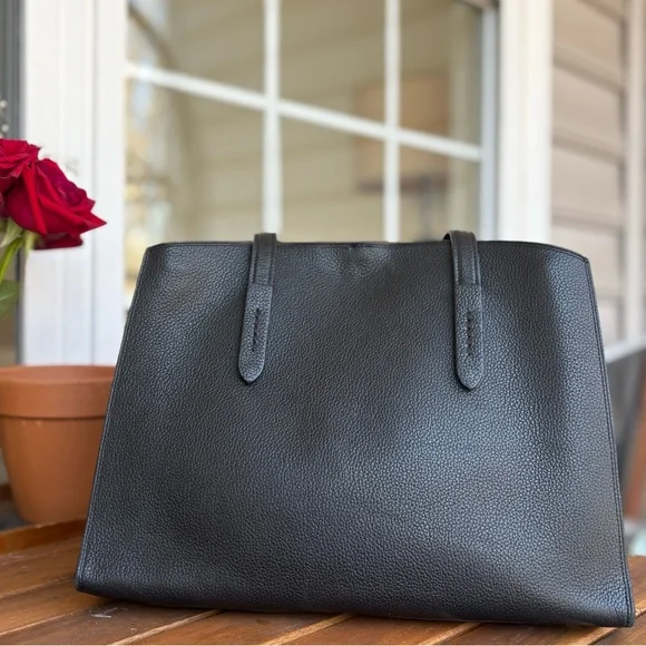 Coach Charlie Carryall Black Pebbled Leather Tote | 25137 | Hangtag | GUC - Picture 5 of 16